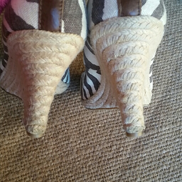 Michael  Kors wedges - Picture 4 of 8